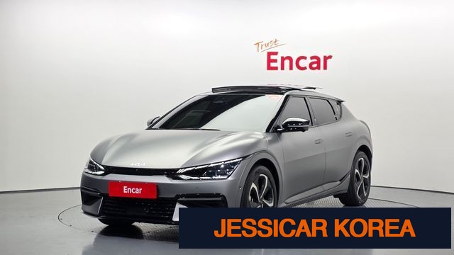 2022 Kia EV6 - Thumbnail 3