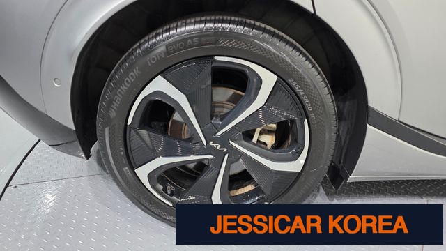 2022 Kia EV6 - Thumbnail 12
