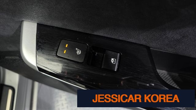2022 Kia EV6 - Thumbnail 14