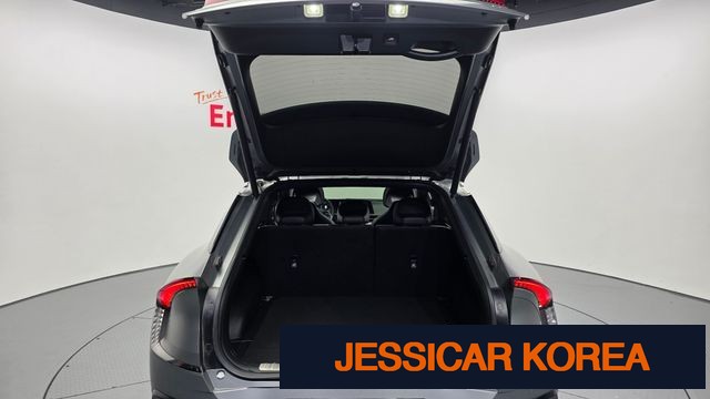2022 Kia EV6 - Thumbnail 19