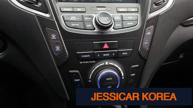 2013 Hyundai Santa Fe DM - Thumbnail 3