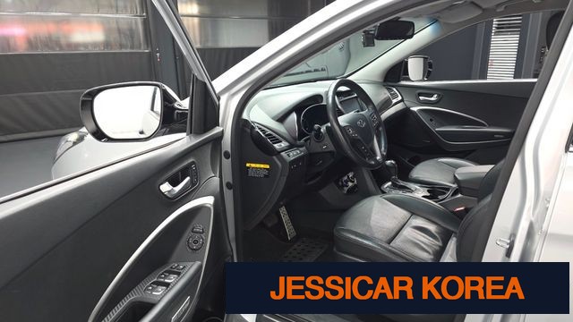 2013 Hyundai Santa Fe DM - Thumbnail 6
