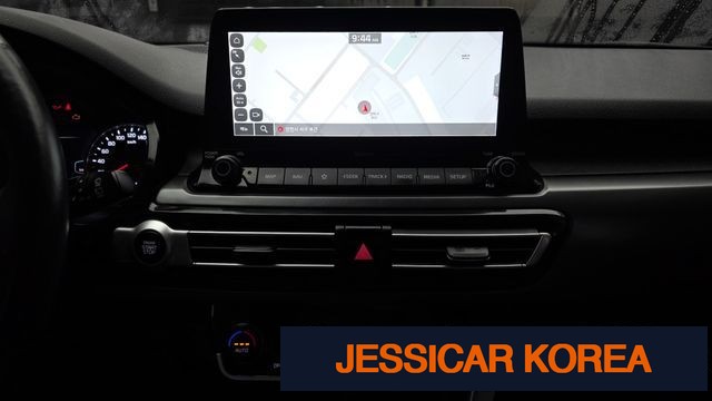 2021 Kia Seltos - Thumbnail 11