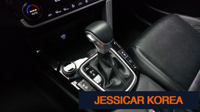 2021 Kia Seltos - Thumbnail 14