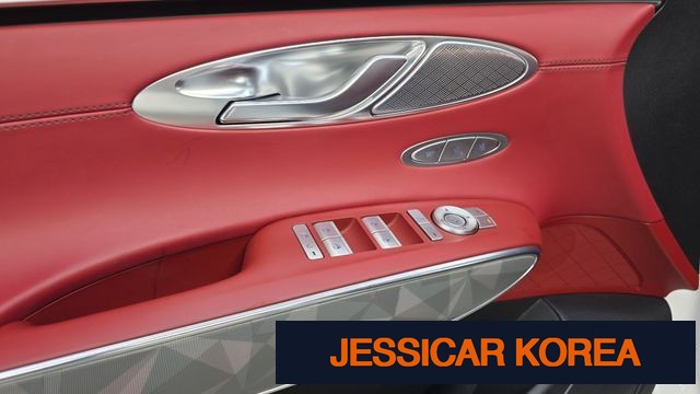 2022 Genesis GV70 - Thumbnail 15