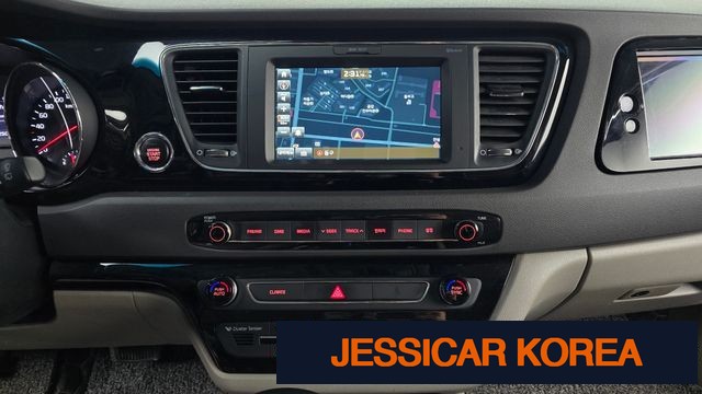 2017 Kia All New Carnival - Thumbnail 9