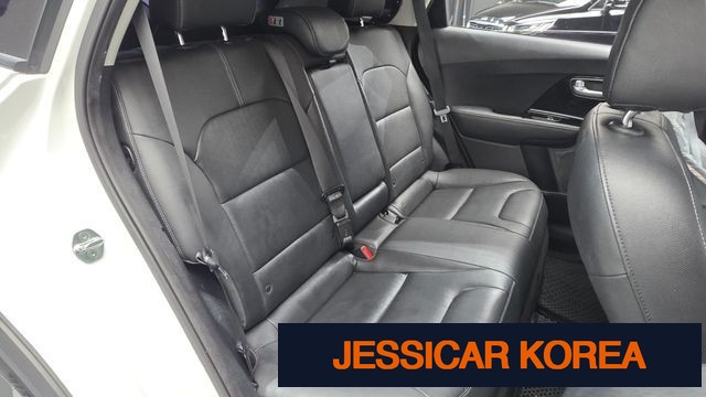 2018 Kia Niro - Thumbnail 7