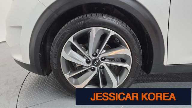 2018 Kia Niro - Thumbnail 12