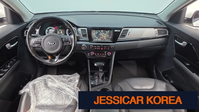 2018 Kia Niro - Thumbnail 13