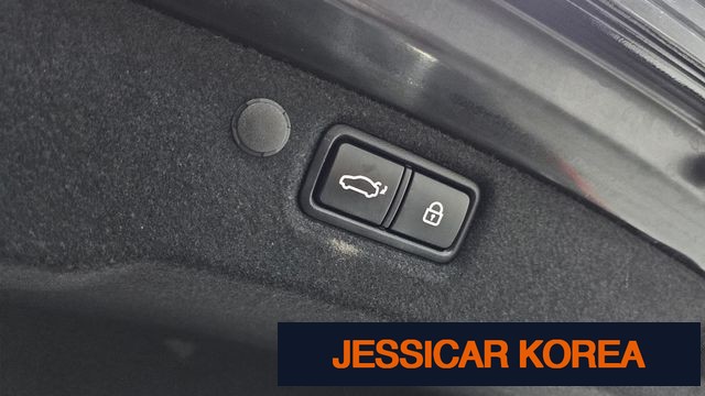 2021 Kia K7 Premier - Thumbnail 11