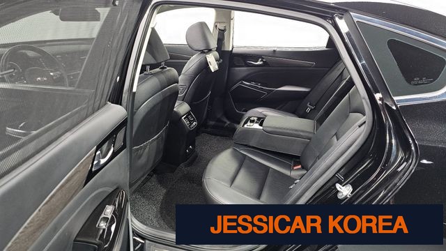 2021 Kia K7 Premier - Thumbnail 17