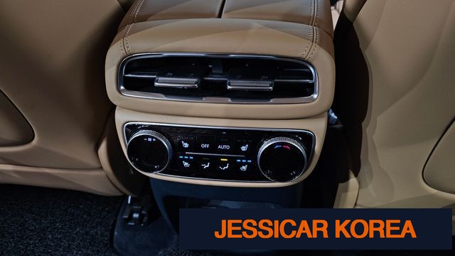 2023 Genesis GV80 - Thumbnail 5