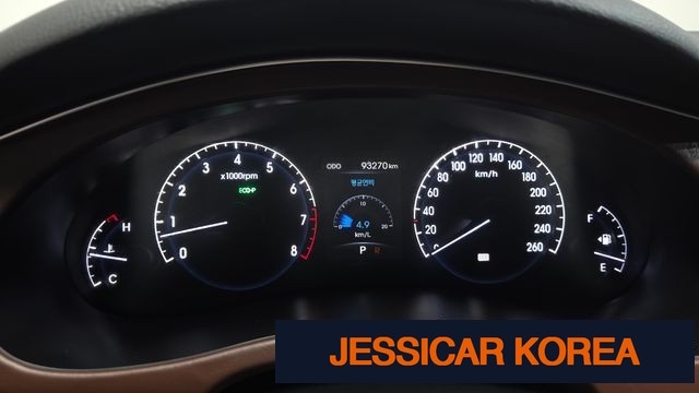 2012 Hyundai Genesis - Thumbnail 3