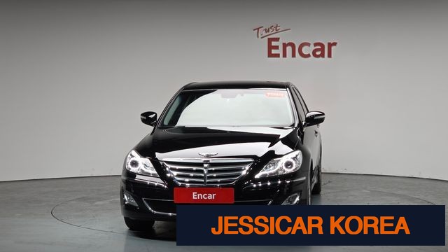 2012 Hyundai Genesis - Thumbnail 4