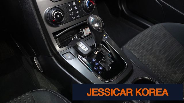 2011 Hyundai Genesis Coupe - Thumbnail 10