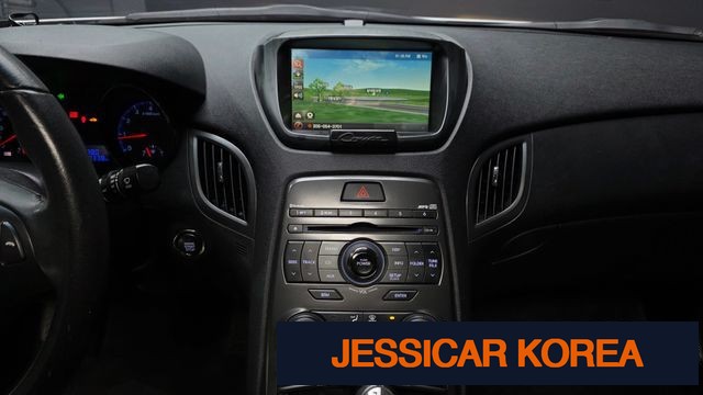 2011 Hyundai Genesis Coupe - Thumbnail 19