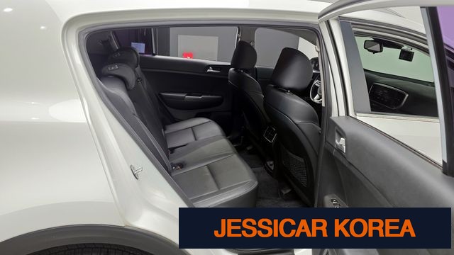 2019 Kia Sportage the bold - Thumbnail 17