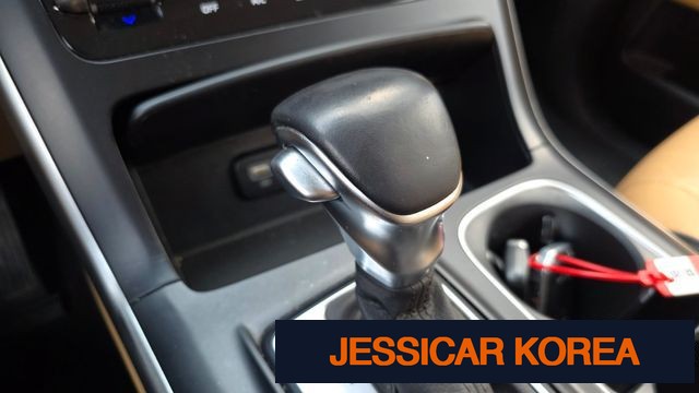 2022 Kia Carnival 4th Gen - Thumbnail 3