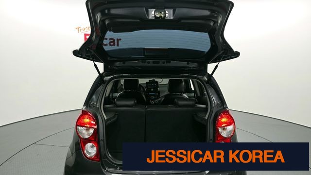 2014 Chevrolet Spark - Thumbnail 15