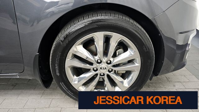 2018 Kia All New Carnival - Thumbnail 2