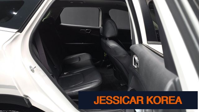 2022 Kia Sportage 5th Gen - Thumbnail 3