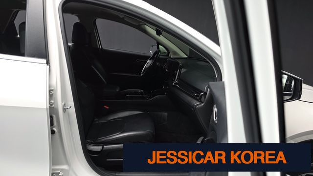 2022 Kia Sportage 5th Gen - Thumbnail 4
