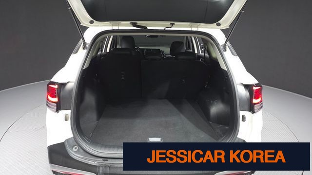 2022 Kia Sportage 5th Gen - Thumbnail 6