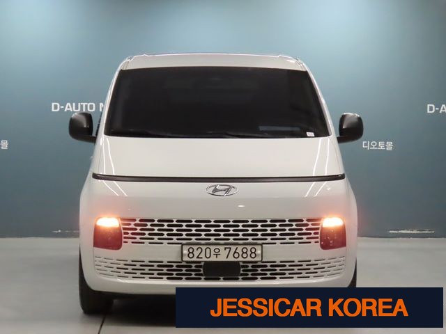 2022 Hyundai Staria - Thumbnail 7