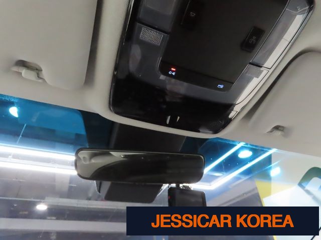 2022 Hyundai Staria - Thumbnail 12