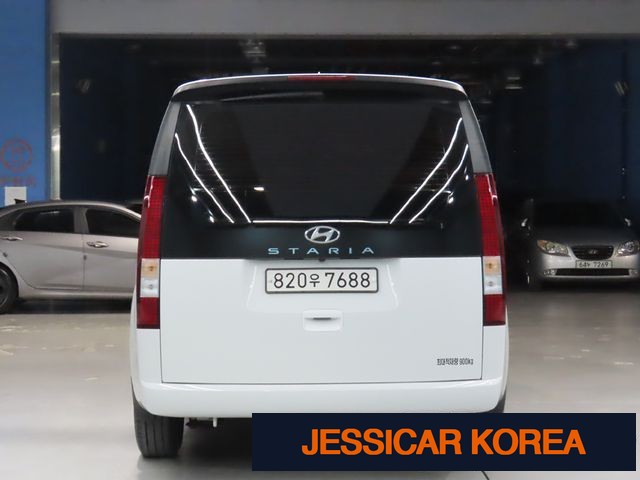 2022 Hyundai Staria - Thumbnail 17