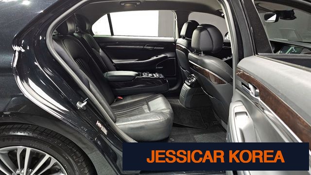 2016 Genesis EQ900 - Thumbnail 5