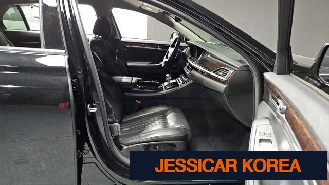 2016 Genesis EQ900 - Thumbnail 9