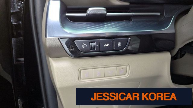 2022 Kia Carnival 4th Gen - Thumbnail 9