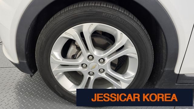 2018 Chevrolet Bolt EV - Thumbnail 3