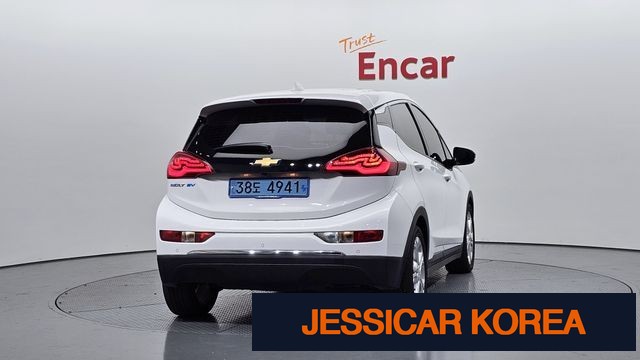 2018 Chevrolet Bolt EV - Thumbnail 14