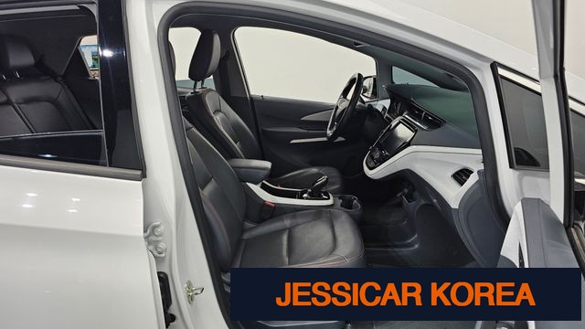 2018 Chevrolet Bolt EV - Thumbnail 15