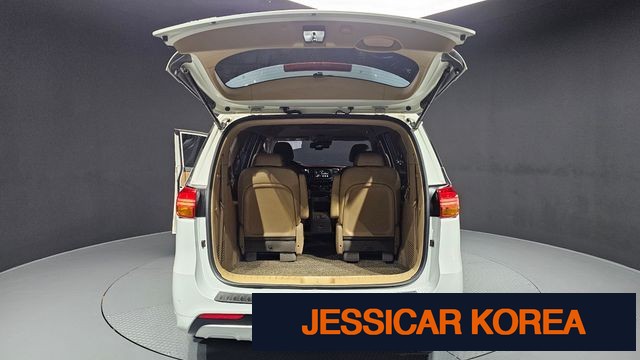 2016 Kia All New Carnival - Thumbnail 9
