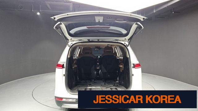 2023 Kia Carnival 4th Gen - Thumbnail 11