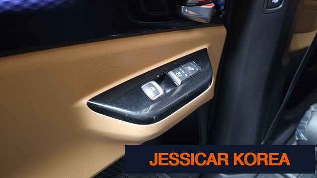 2023 Kia Carnival 4th Gen - Thumbnail 8