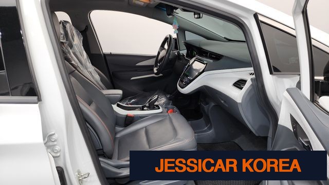 2018 Chevrolet Bolt EV - Thumbnail 18