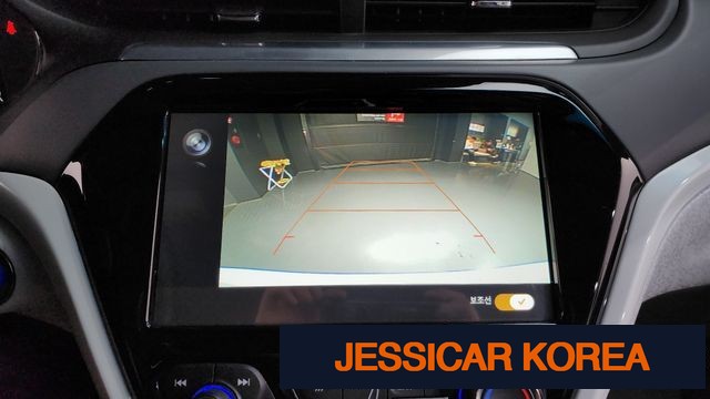 2018 Chevrolet Bolt EV - Thumbnail 19