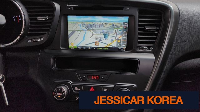 2013 Kia K5 - Thumbnail 4