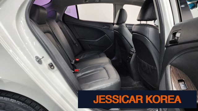 2013 Kia K5 - Thumbnail 6