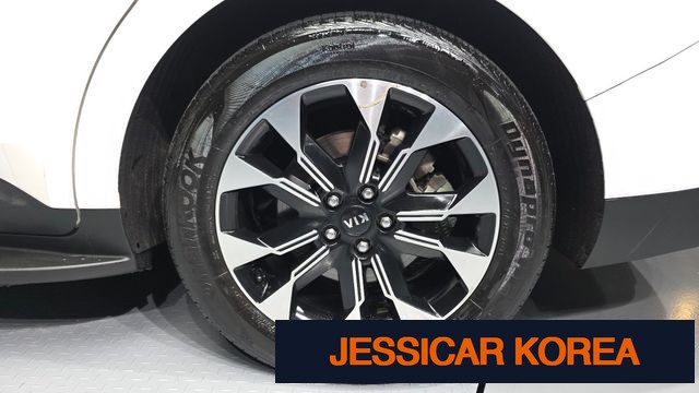 2021 Kia Carnival 4th Gen - Thumbnail 4