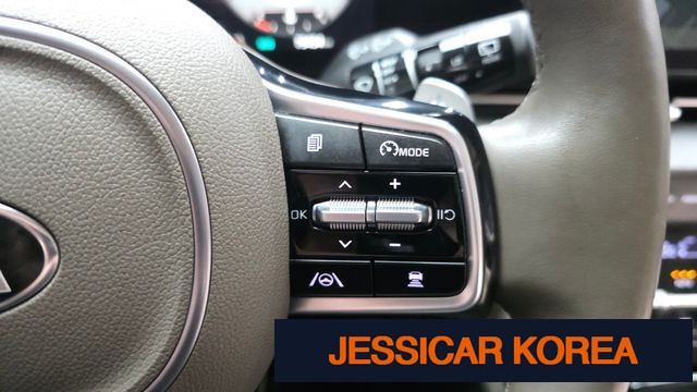 2021 Kia Carnival 4th Gen - Thumbnail 17