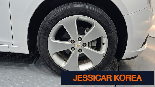 2012 Chevrolet cruise 5 - Thumbnail 8