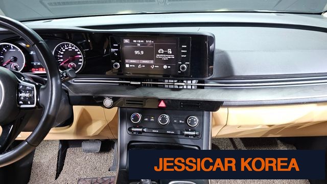 2022 Kia Carnival 4th Gen - Thumbnail 9