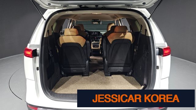 2022 Kia Carnival 4th Gen - Thumbnail 13