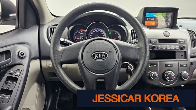 2012 Kia forte - Thumbnail 17