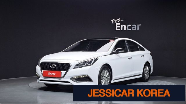 2016 Hyundai LF Sonata Hybrid - Thumbnail 8